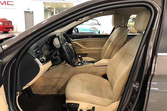 BMW 520 7 of 15
