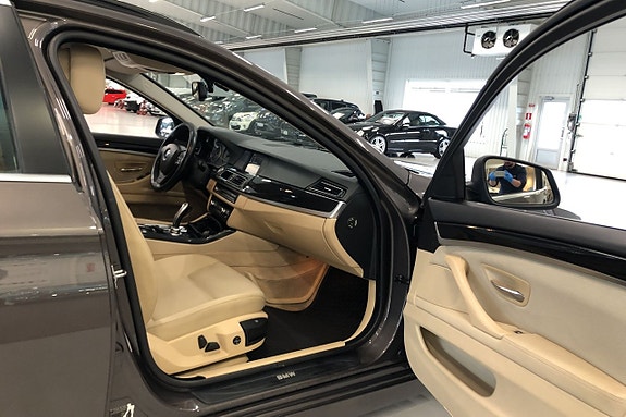 BMW 520 10 of 15