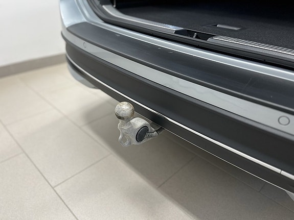 Volkswagen Passat 22 of 24