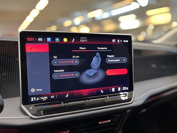 Volkswagen Passat 16 of 24