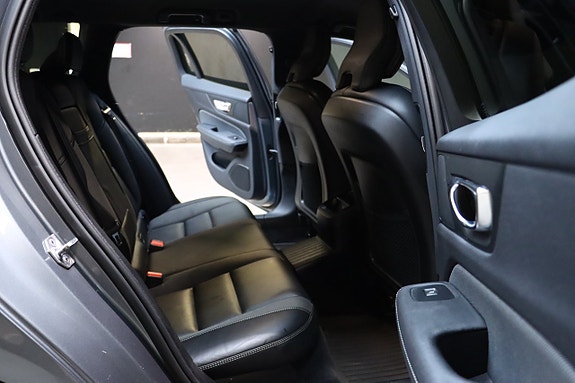 Volvo V60 13 of 27
