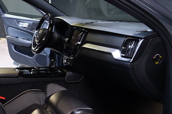 Volvo V60 16 of 27