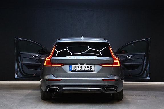 Volvo V60 6 of 27