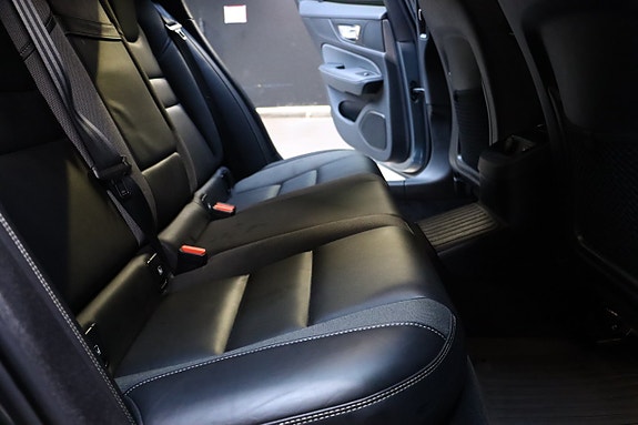 Volvo V60 14 of 27