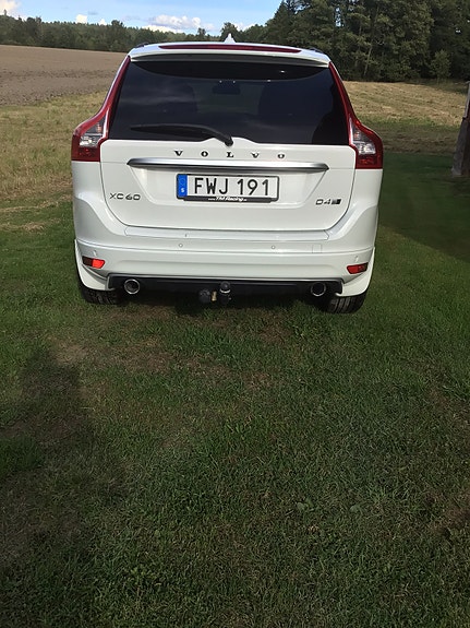 Volvo XC60 3 of 9