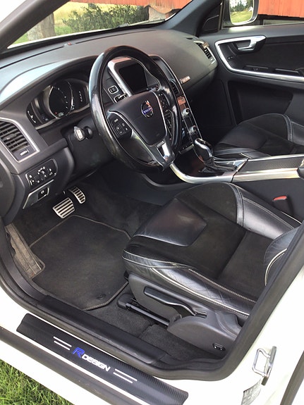 Volvo XC60 6 of 9