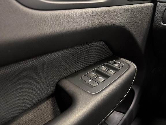 Volvo XC60 29 of 30