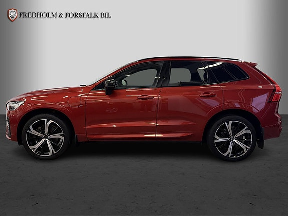 Volvo XC60 2 of 30