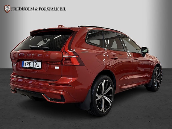 Volvo XC60 5 of 30
