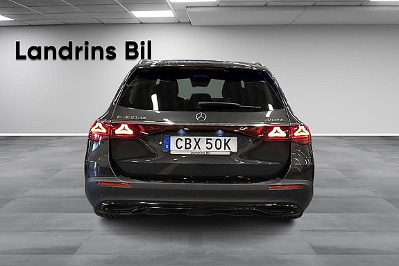 Mercedes-Benz E300 de 5 of 18