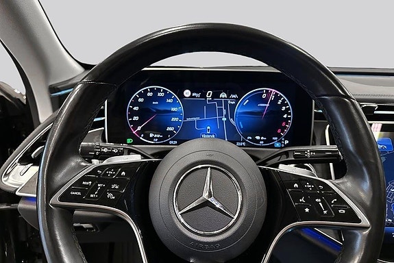 Mercedes-Benz E300 de 10 of 18