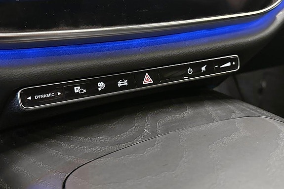 Mercedes-Benz E300 de 13 of 18