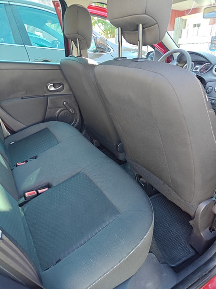 Renault Clio 9 of 10