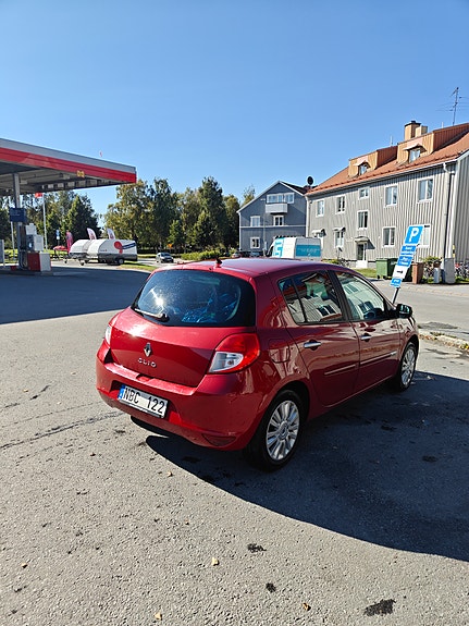 Renault Clio 4 of 10