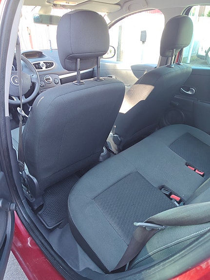 Renault Clio 7 of 10