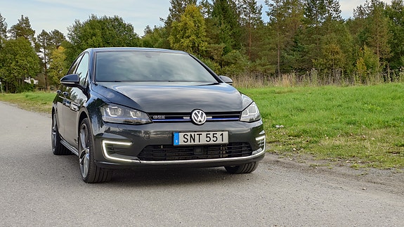 Volkswagen Golf VII 3 of 19