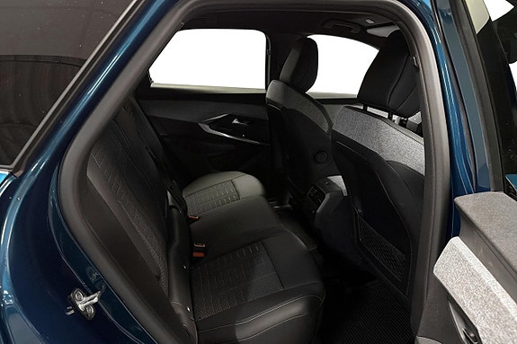 Peugeot e-3008 13 of 20