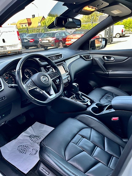 Nissan Qashqai 10 of 13