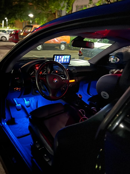 BMW 120d 5 of 6