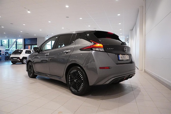 Nissan Leaf 4 of 12