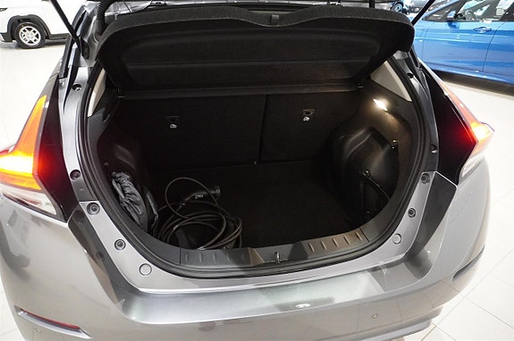 Nissan Leaf 5 of 12