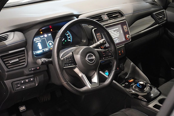 Nissan Leaf 2 of 12
