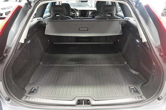 Volvo V90 6 of 22