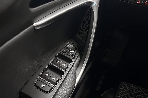 Kia Ceed 18 of 21