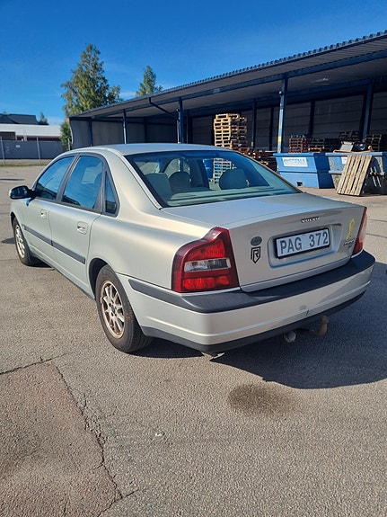 Volvo S80 4 of 6