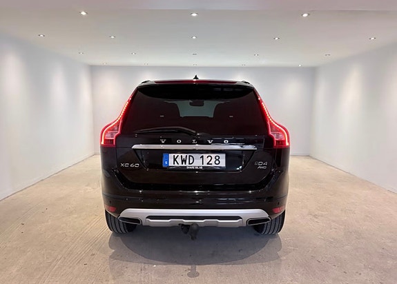 Volvo XC60 3 of 16