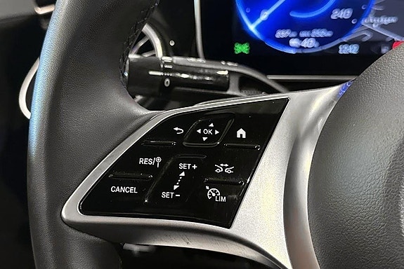 Mercedes-Benz EQE300 20 of 20