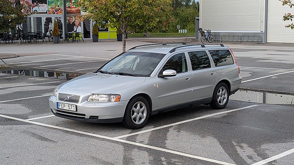 Volvo V70 7 of 8