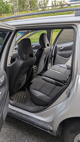 Volvo V70 4 of 8