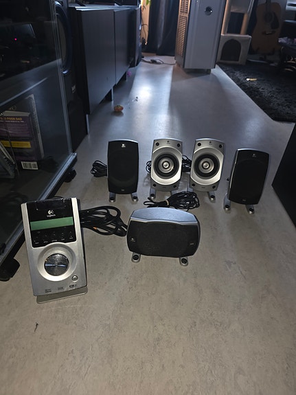 Product image 2 of 7