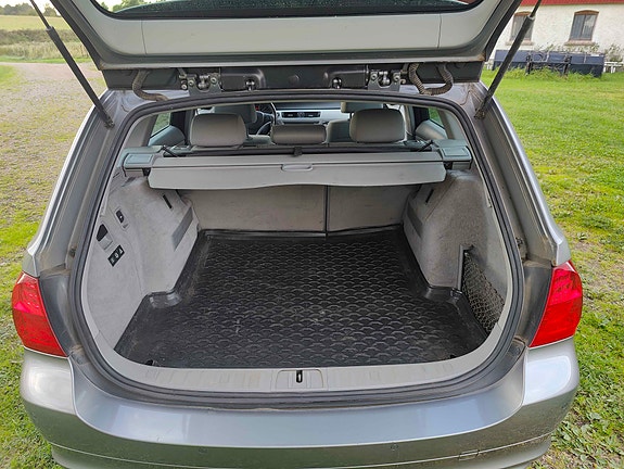 BMW 325i 7 of 10