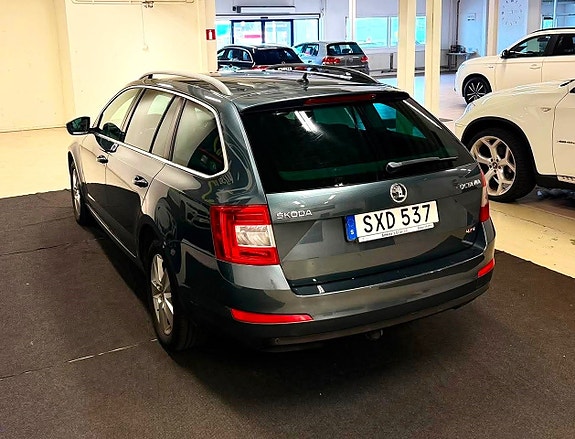 Skoda Octavia 6 of 19