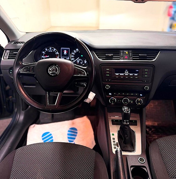 Skoda Octavia 12 of 19