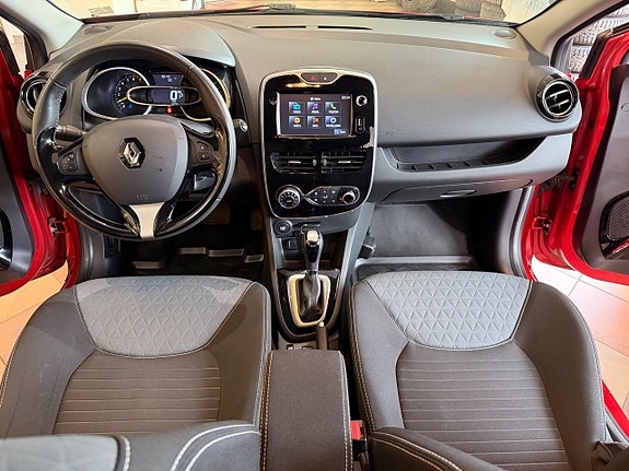 Renault Clio 16 of 26