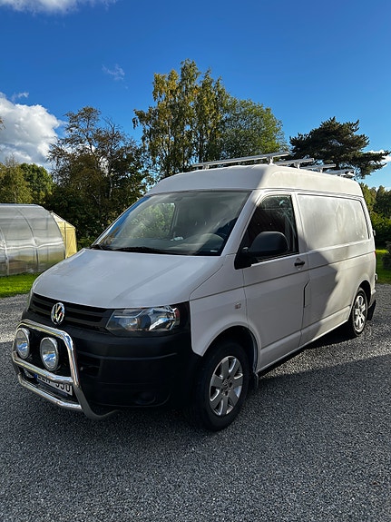 Volkswagen Transporter 3 of 9