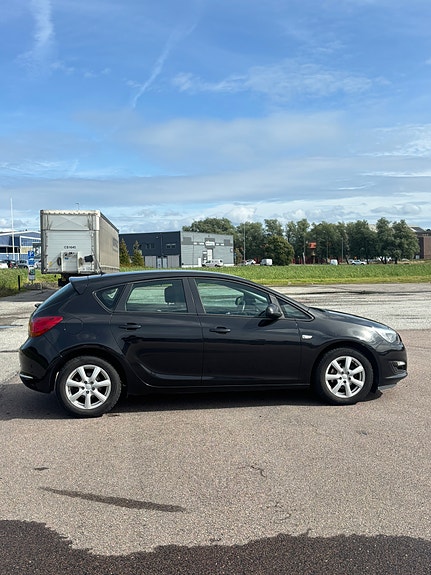 Opel Astra 7 of 14