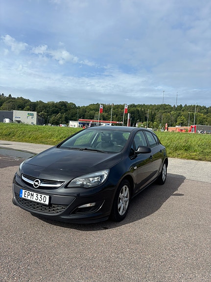 Opel Astra 3 of 14