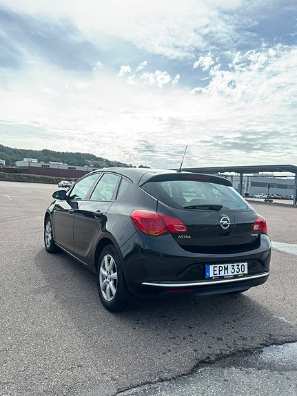 Opel Astra 5 of 14