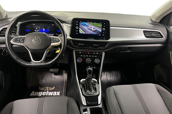 Volkswagen T-Roc 26 of 26