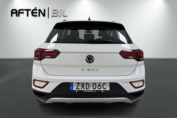 Volkswagen T-Roc 8 of 26