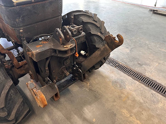 New Holland TN75N 4WD 5 of 9
