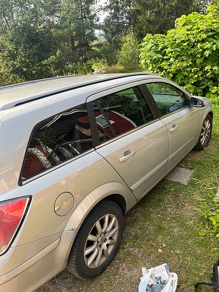 Opel Astra 3 of 6