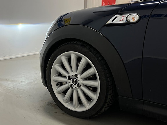 MINI Cooper S 10 of 25