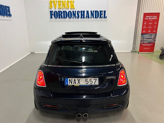 MINI Cooper S 8 of 25