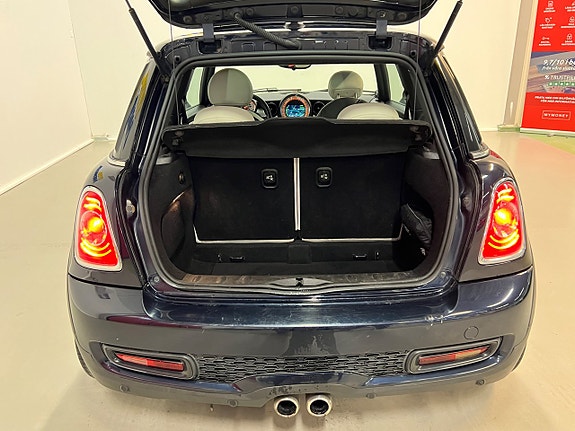 MINI Cooper S 22 of 25