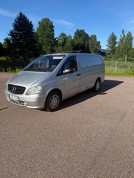 Mercedes-Benz Vito 110 2 of 4